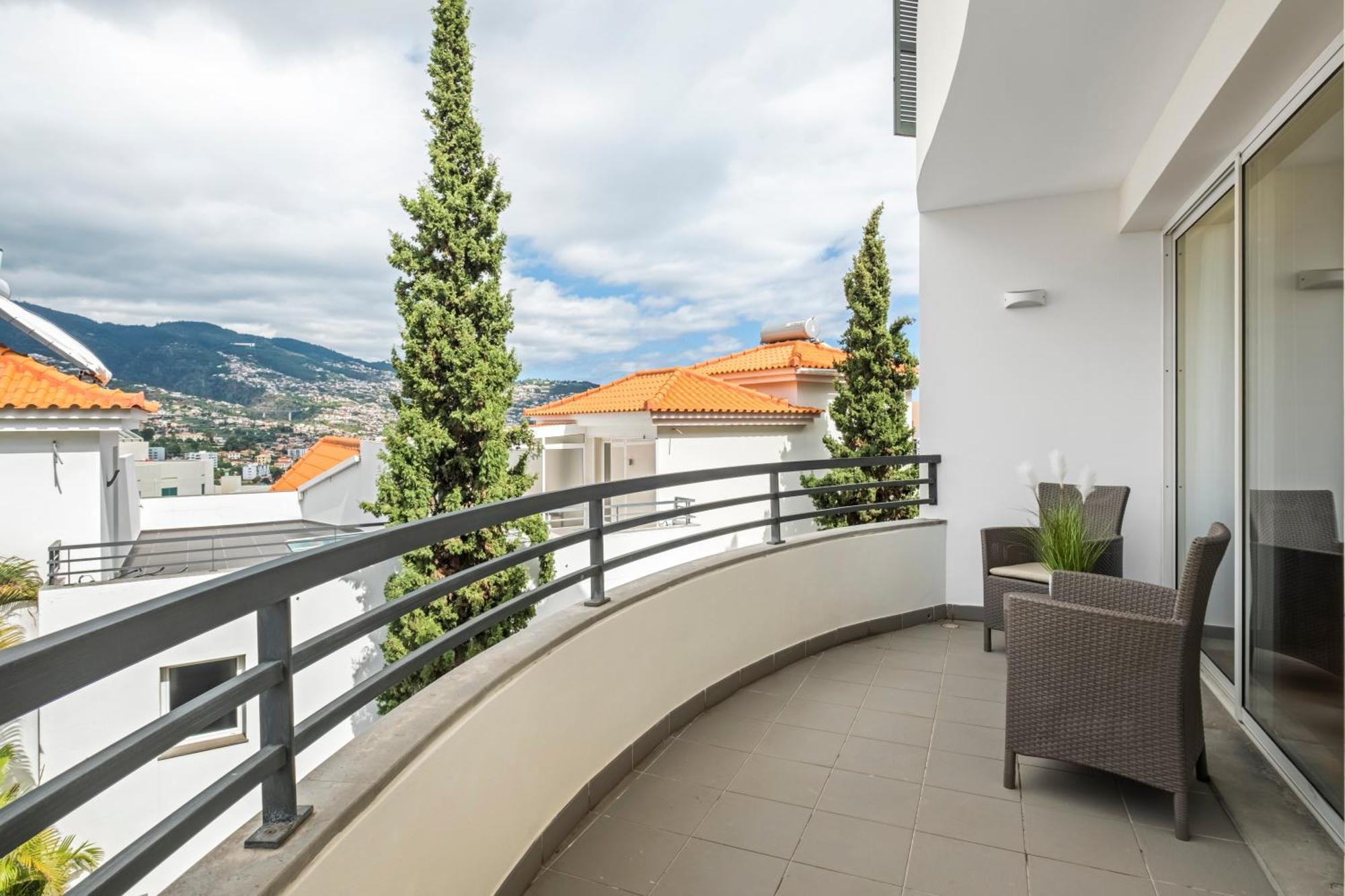 Sun Hills Panoramic Views Vila Funchal  Exterior foto